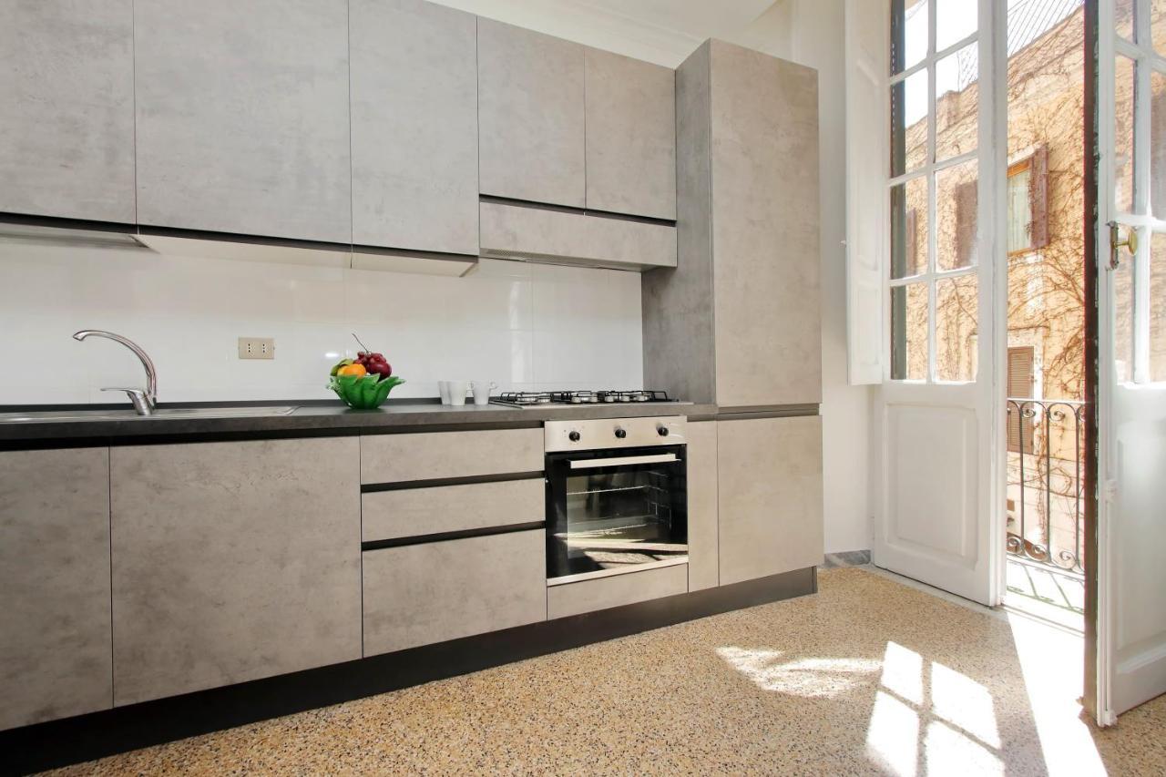 4Bnb - Tiberina Spacious Apartment Rome Luaran gambar