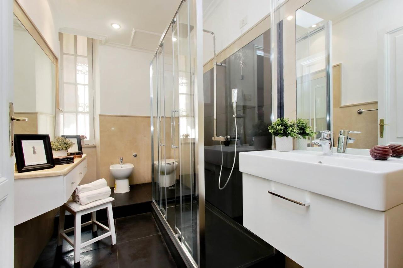 4Bnb - Tiberina Spacious Apartment Rome Luaran gambar